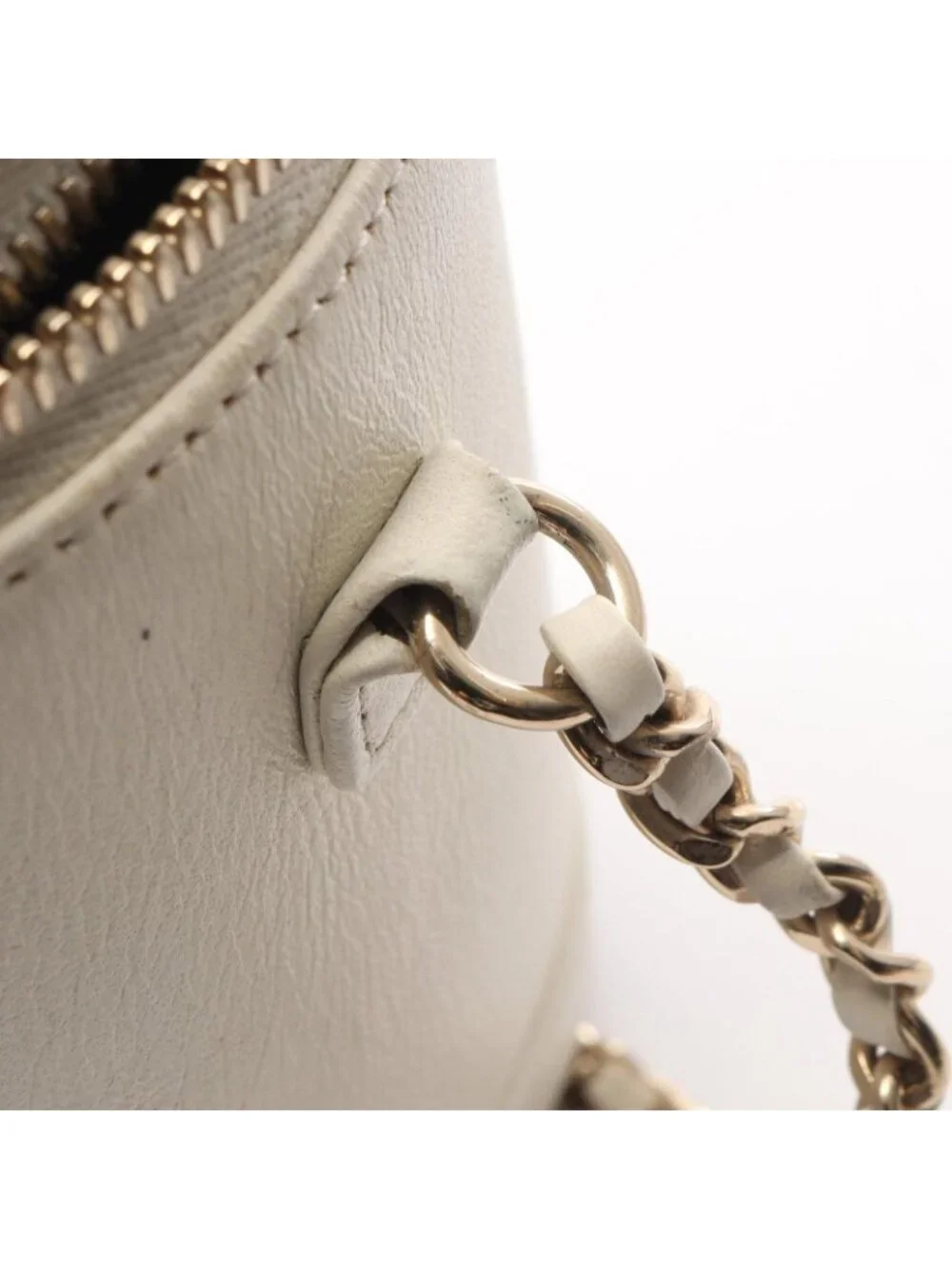 Chanel Handbag CC Logo 2-Way AS White Lambskin CC Vanity Chain Shoulder